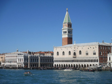 <p>Venecia es uno de los lugares con mayor riesgo de inundación costera y de erosión en la región mediterránea. El aumento del nivel del mar incrementará estos riesgos a lo largo del siglo / Lena Reimann</p>
